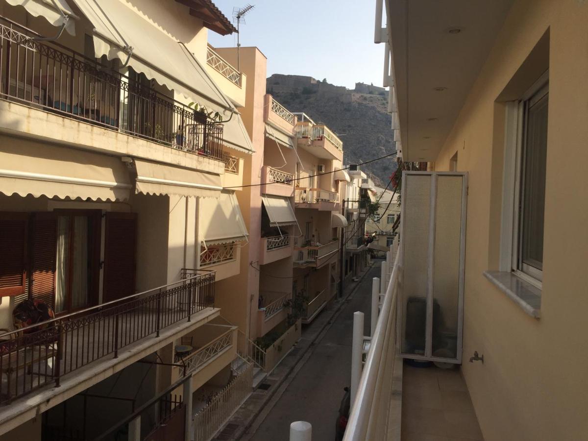 Open Concept 1 Bedroom Apartment Нафплион Екстериор снимка